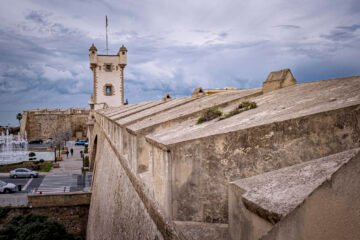 Foro Hércules, el nombre elegido para el grupo de exconcejales de Cádiz