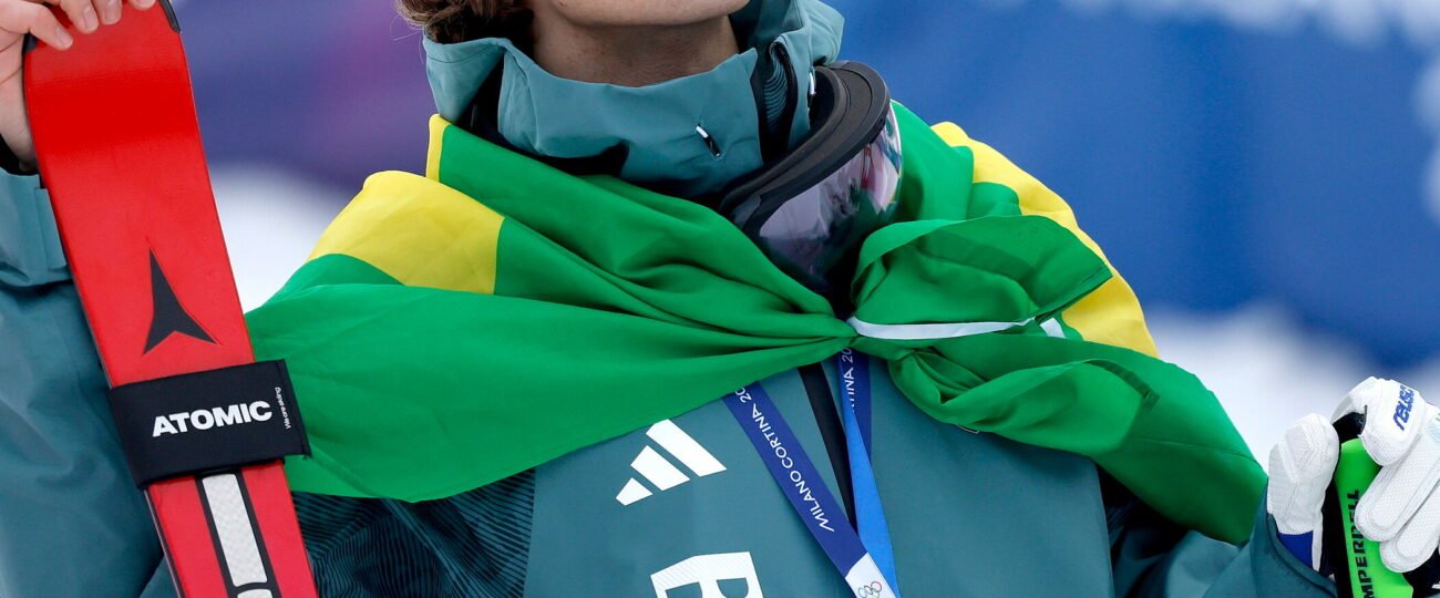 Lucas Pinheiro-Braathen gana el eslalon gigante y hace historia: primera medalla en unos Juegos de Invierno para Brasil