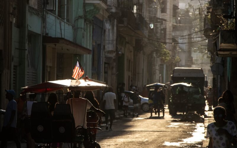 Cartas tristes de la familia y los amigos en Cuba