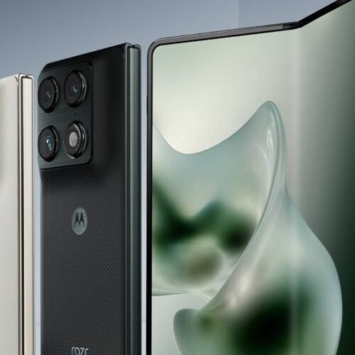 Motorola da el salto al plegable tipo libro con el razr fold y renueva su gama media en el MWC