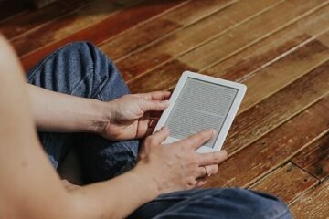 Amazon retira el soporte a los Kindle fabricados antes de 2013 y no podrán descargar libros nuevos