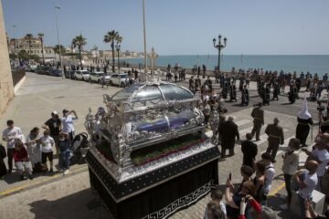 Horarios, itinerarios y todo lo que tienes que saber del Sábado Santo 2026 en Cádiz