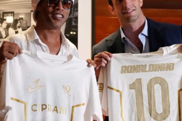 Ronaldinho regresa los 46 años para relanzar la marca del Ravenna: «Que empiece la magia»
