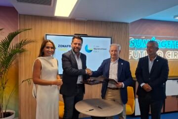 El Clúster Marítimo Naval de Cádiz traslada su sede al edificio Zona Base Incubazul de la Zona Franca