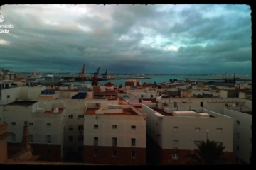 «Cádiz tiene muchas cosas que contar y contarlas es un placer»