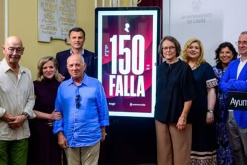 Proyectos del Año Falla en Cádiz: La estación de tren, la estatua y hermanamiento con Granada