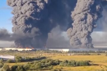 Al menos ocho muertos en un bombardeo ucranio contra instalaciones de una gran empresa logística en Rusia