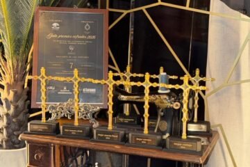 Una gala de reconocimiento «por y para» las cofradías de Cádiz