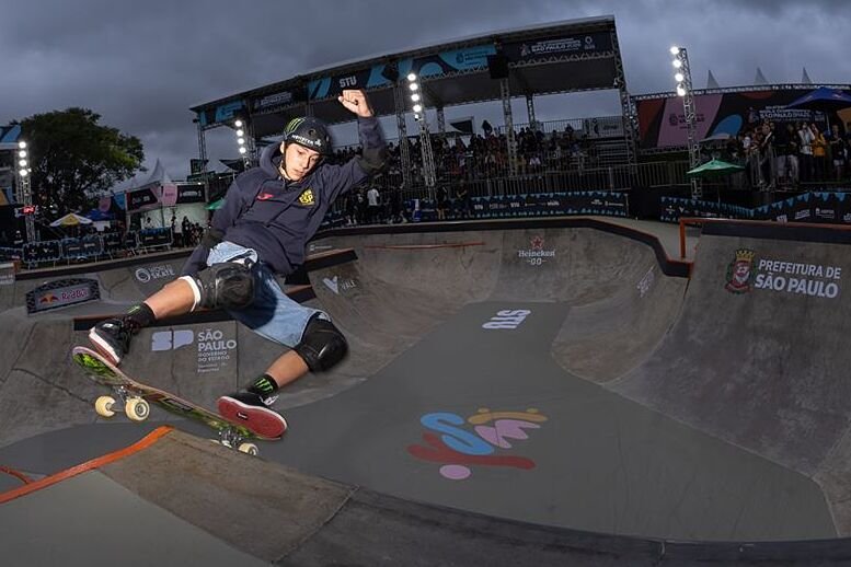 La asombrosa vida de Egoitz Bijueska, de ser «el peor de sus amigos» al mejor skater mundial: «En cada sesión sabes que te vas a dar una hostia»