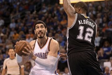Los ex jugadores de la NBA Enes Kanter y Royce White se declaran elegibles para la WNBA, la Liga femenina