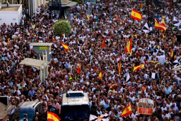 Ceuta clama «Basta ya» y exige respuestas a España y Europa