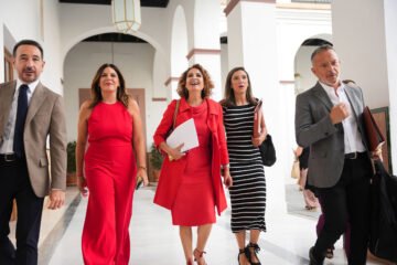 El nuevo ciclo electoral arranca con un PSOE sin pulso y los cuadros parapetados en los cargos municipales: «Esto sólo lo salvan nuestros alcaldes»