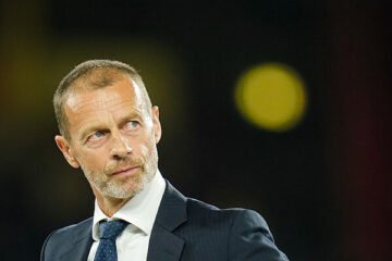Ceferin dice que no se postulará contra el presidente de la FIFA, pero pide que Infantino renuncie