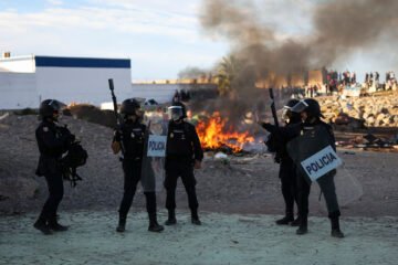 Un mes sin solución acerca Ceuta al enfrentamiento social: «Los moros se ríen de nosotros, ¡somos unos pringados!»