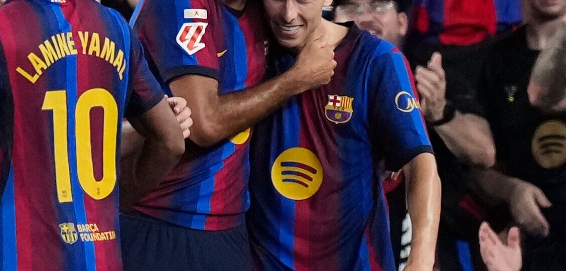 Raphinha y Fermín se disfrazan de ‘9’ para vencer a un Athletic que se agarró a Unai Simón