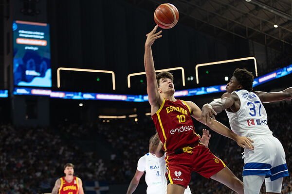 España se complica su clasificación para el Mundial de Catar 2027