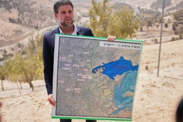 Europa exige a Israel que renuncie a construir un asentamiento que hace imposible un futuro Estado palestino