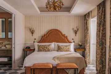 Cuánto cuesta alojarse la primera noche en el primer hotel 5 estrellas de Cádiz