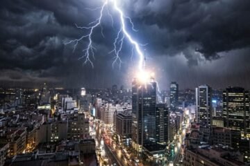 Los provincias de España con más descargas eléctricas: Barcelona lidera el ranking seguida de Castellón y Teruel